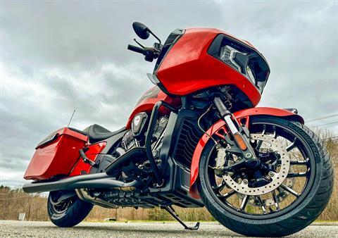 2024 Indian Motorcycle Challenger® Dark Horse® Icon with PowerBand Audio Package in Manchester, New Hampshire - Photo 40