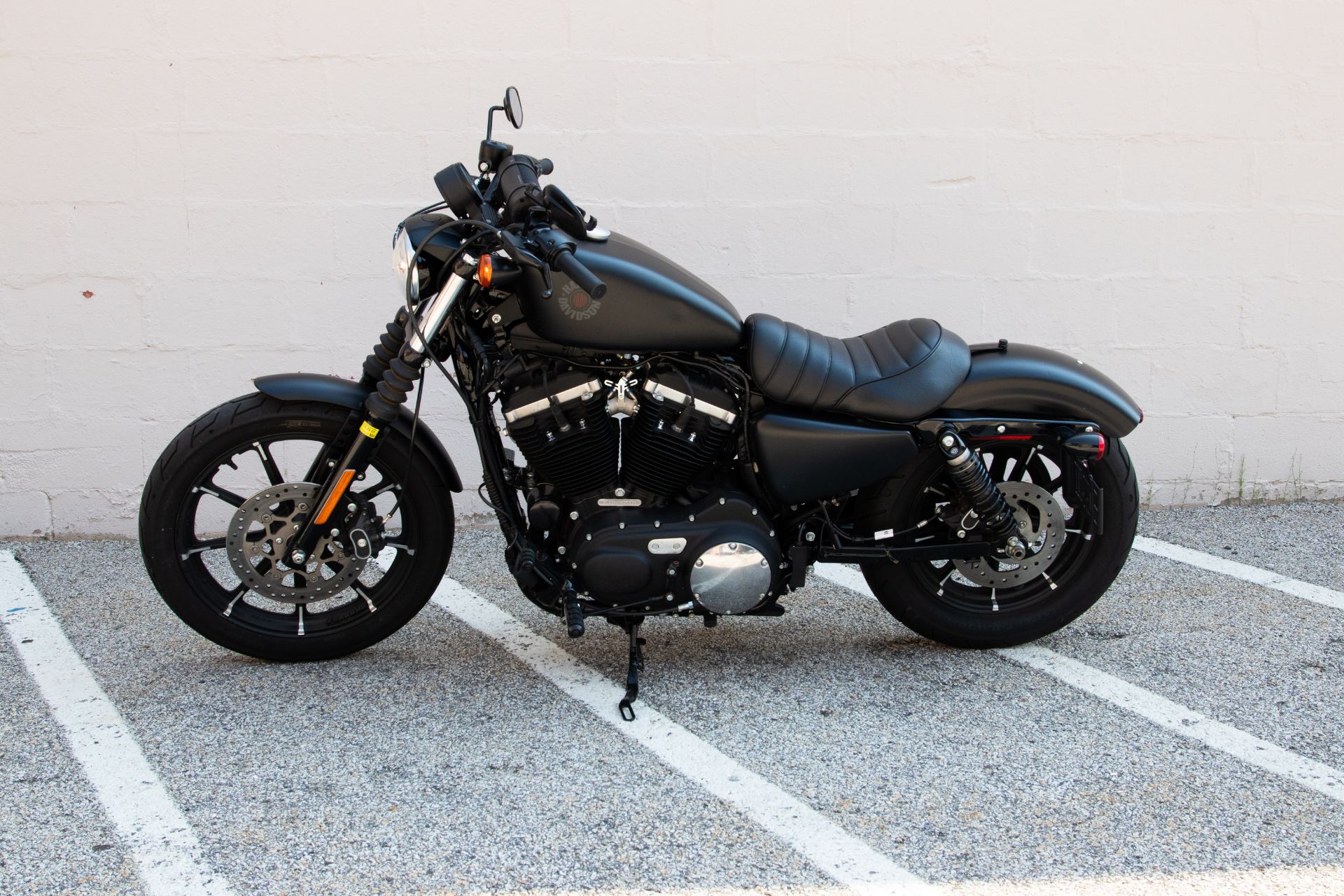 2022 Harley-Davidson Iron 883™ in Manchester, New Hampshire - Photo 10