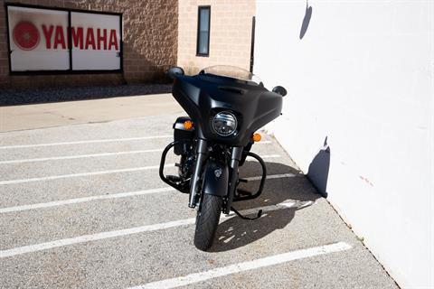 2024 Indian Motorcycle Chieftain® Dark Horse® in Manchester, New Hampshire - Photo 3