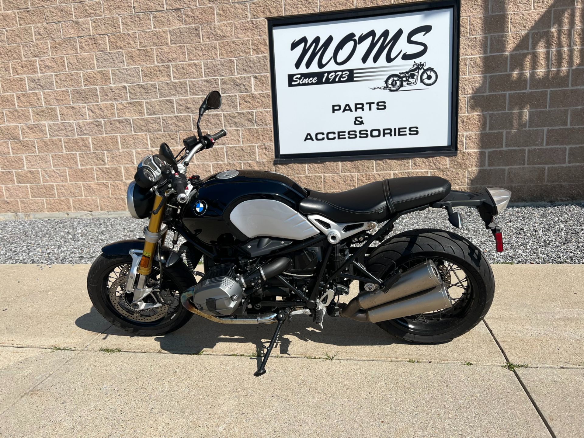 2015 BMW R nineT in Manchester, New Hampshire - Photo 5