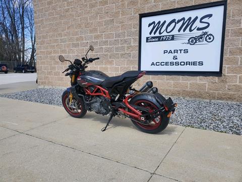 2024 Indian Motorcycle FTR R Carbon in Manchester, New Hampshire - Photo 6