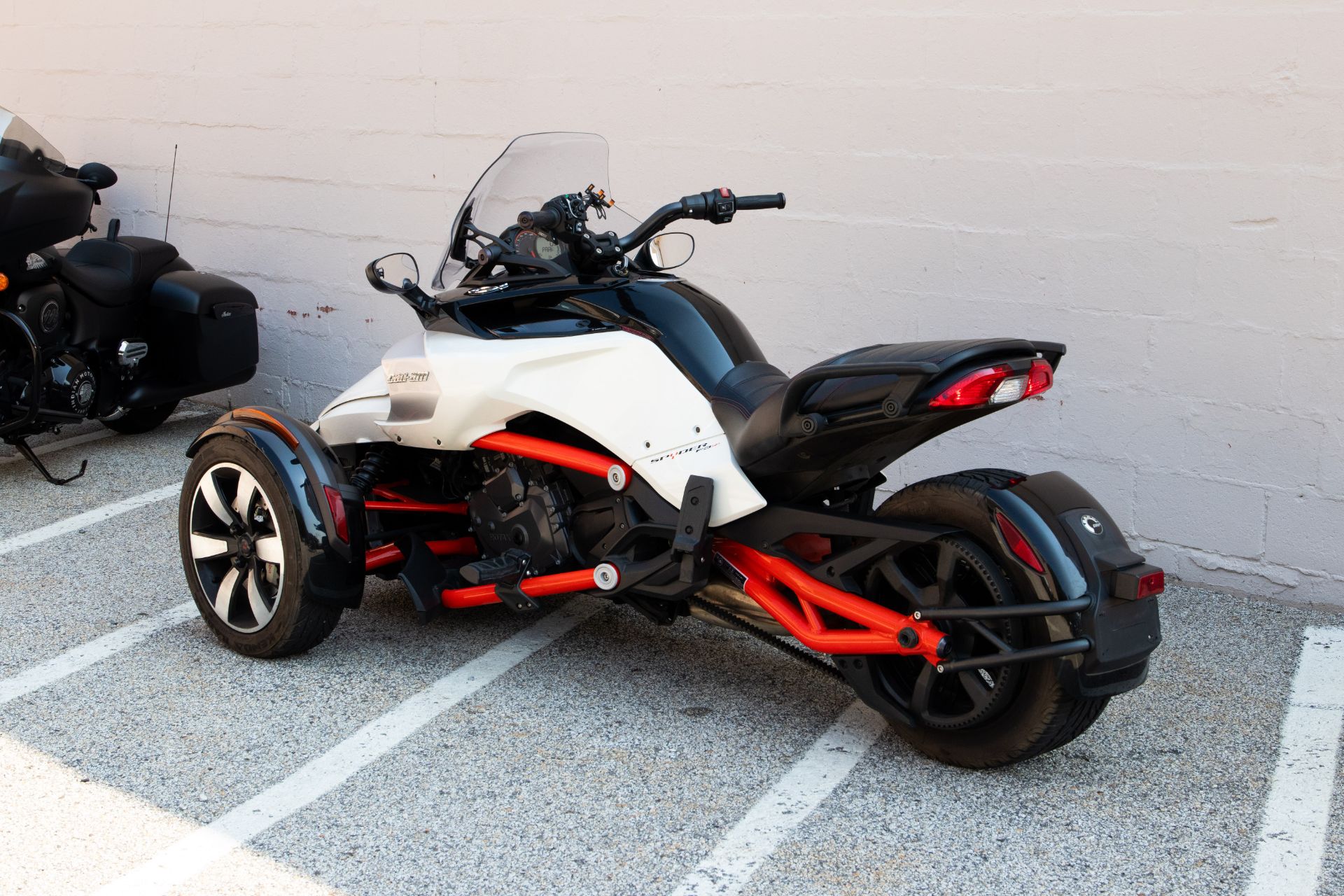 2015 Can-Am Spyder® F3 SM6 in Manchester, New Hampshire - Photo 12