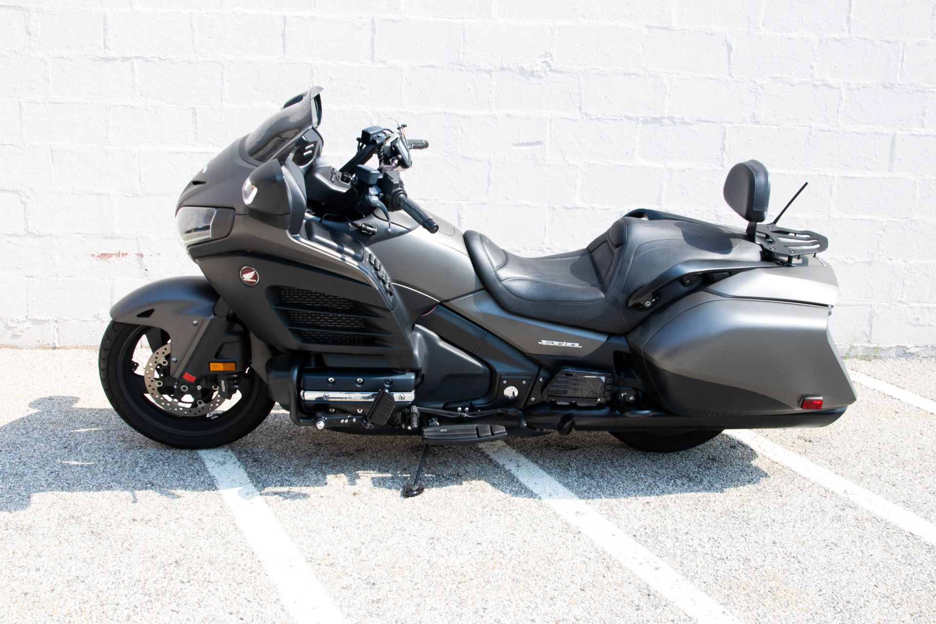 2016 Honda Gold Wing F6B in Manchester, New Hampshire - Photo 10