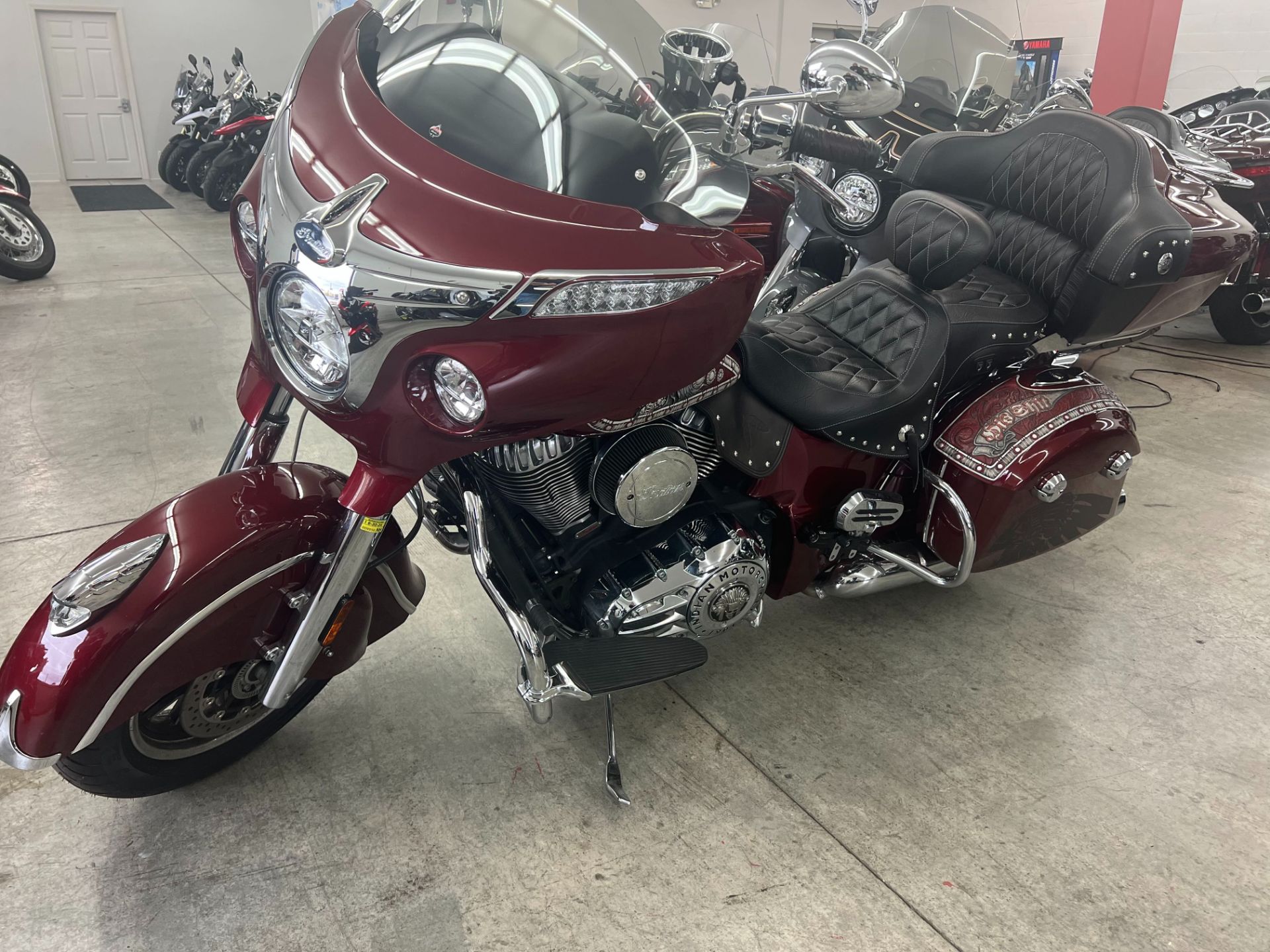 2018 Indian Motorcycle Roadmaster® ABS in Manchester, New Hampshire - Photo 4