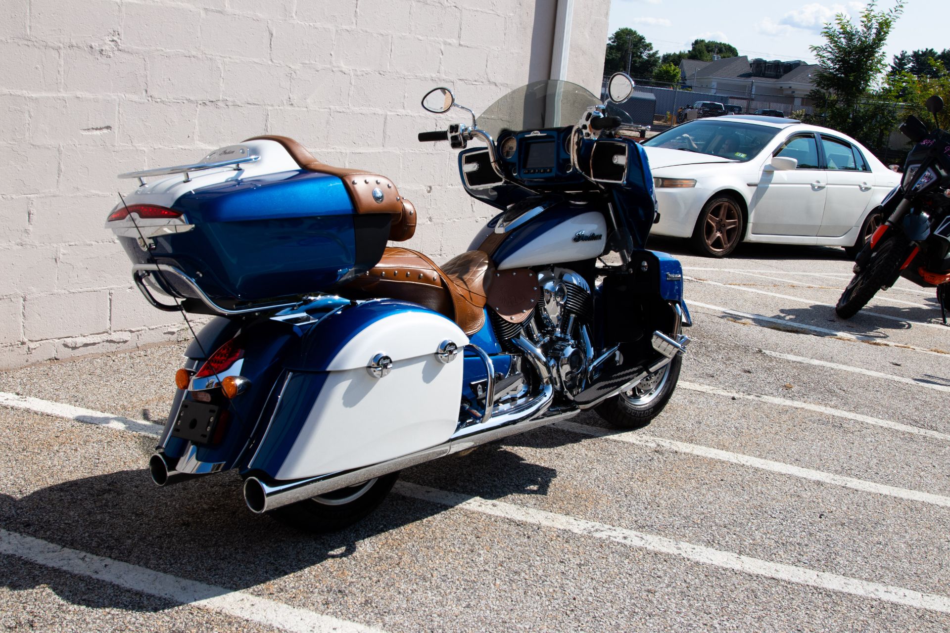 2019 Indian Motorcycle Roadmaster® Icon Series in Manchester, New Hampshire - Photo 3