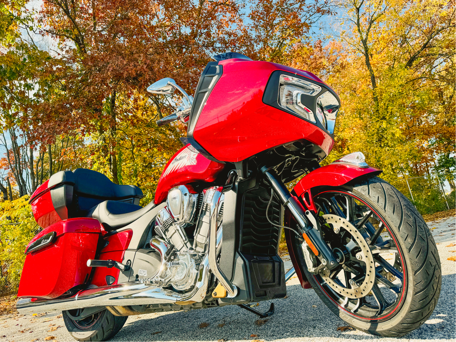 2020 Indian Motorcycle Challenger® Limited in Manchester, New Hampshire - Photo 8