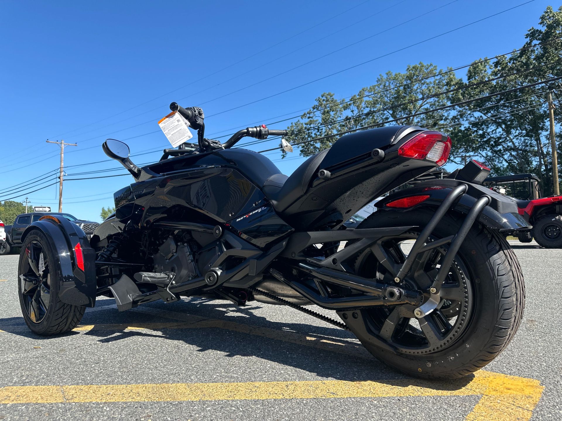2023 Can-Am Spyder F3 in North Chelmsford, Massachusetts - Photo 13