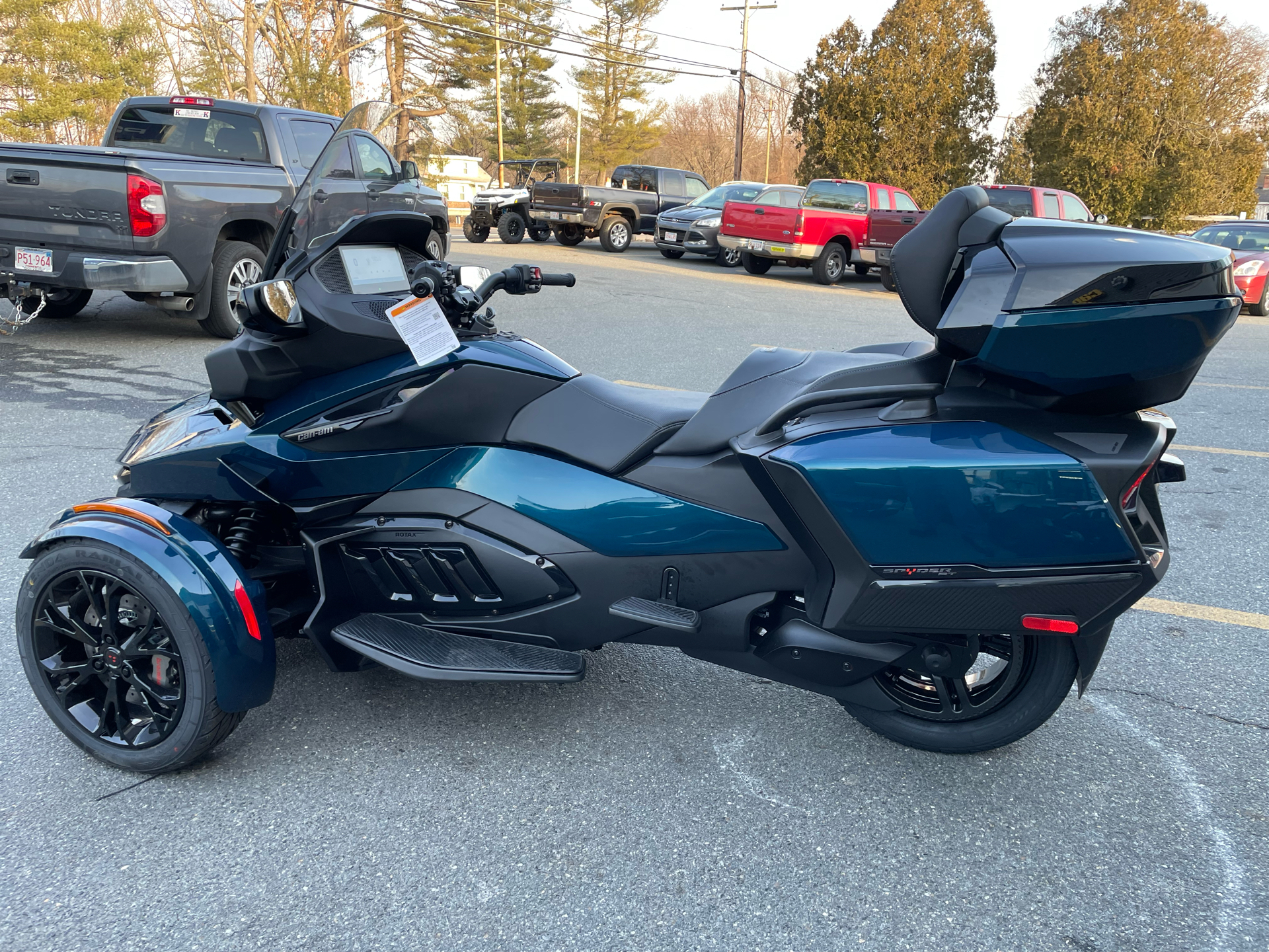 2024 Can-Am Spyder RT Limited in North Chelmsford, Massachusetts - Photo 4