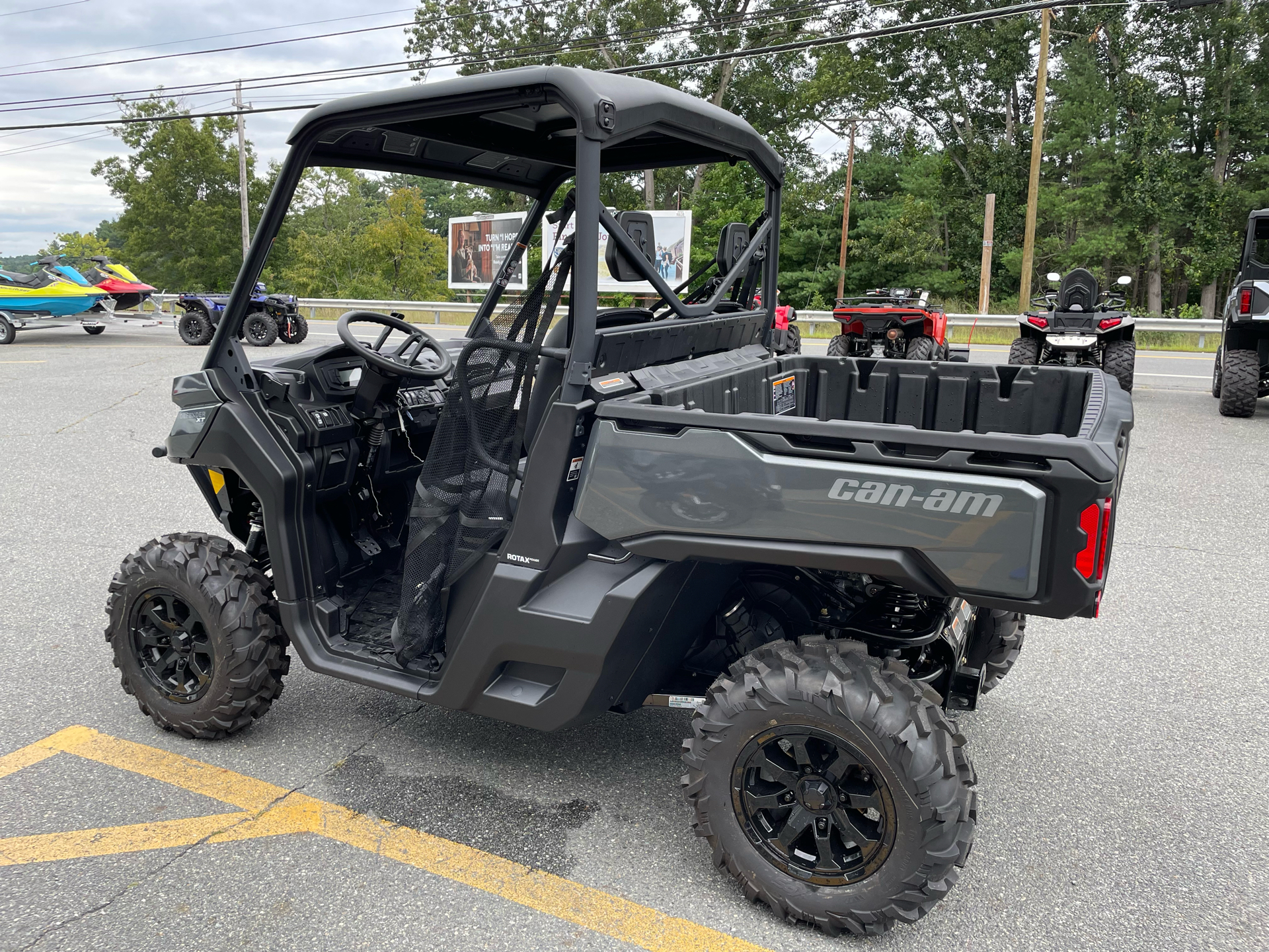 2024 Can-Am Defender XT HD10 in North Chelmsford, Massachusetts - Photo 6