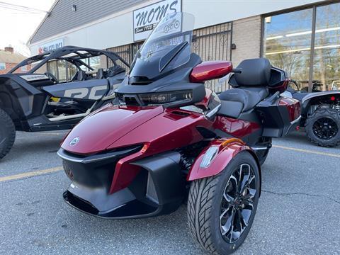 2024 Can-Am Spyder RT Limited in North Chelmsford, Massachusetts - Photo 2