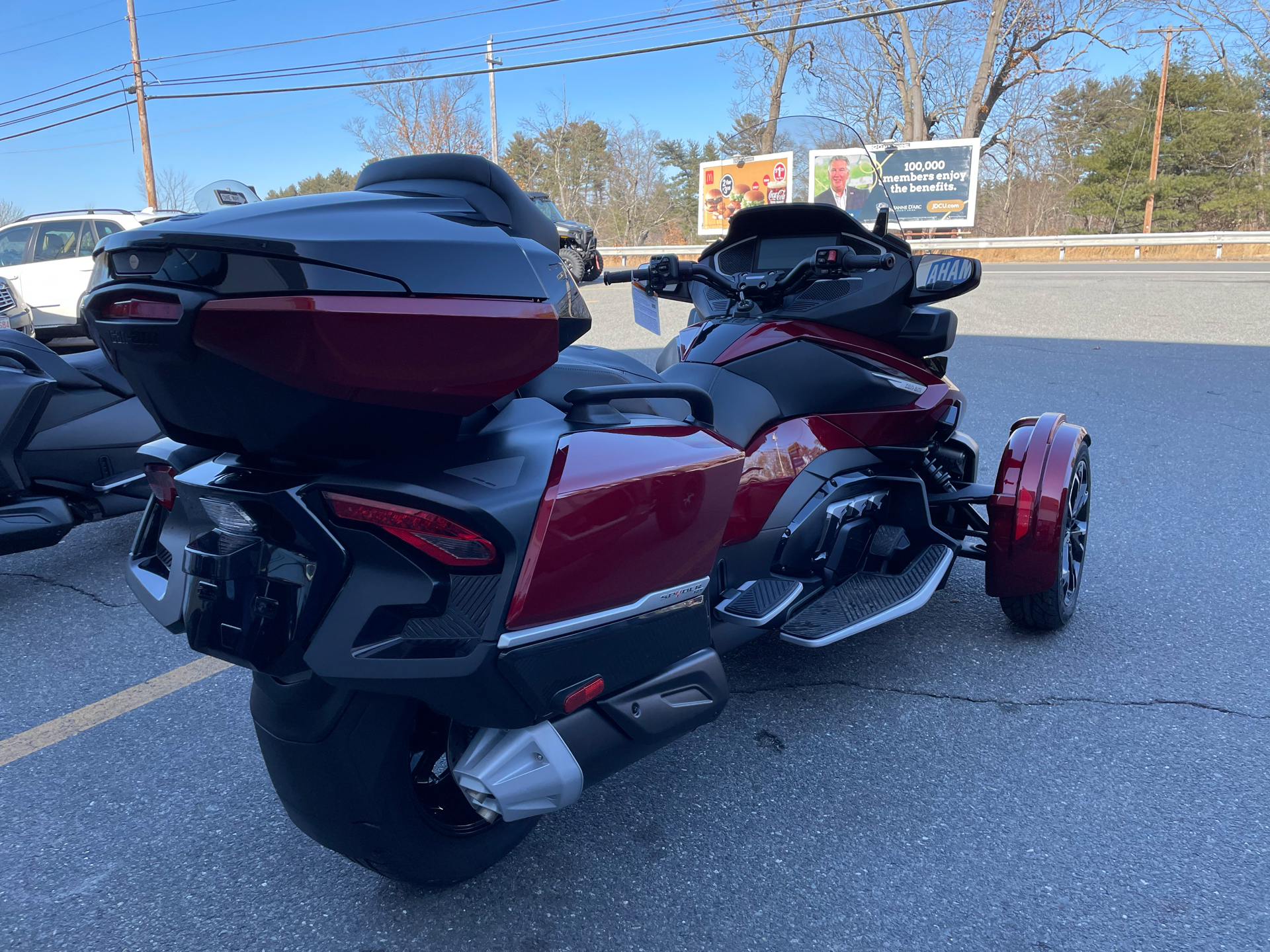 2024 Can-Am Spyder RT Limited in North Chelmsford, Massachusetts - Photo 11