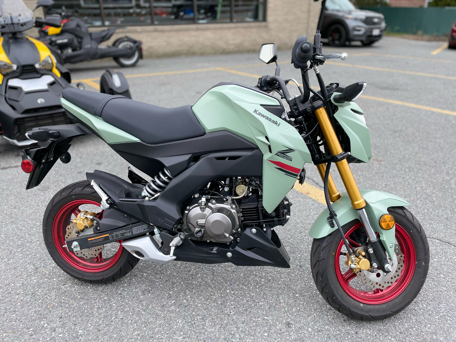 2023 Kawasaki Z125 Pro in North Chelmsford, Massachusetts - Photo 1