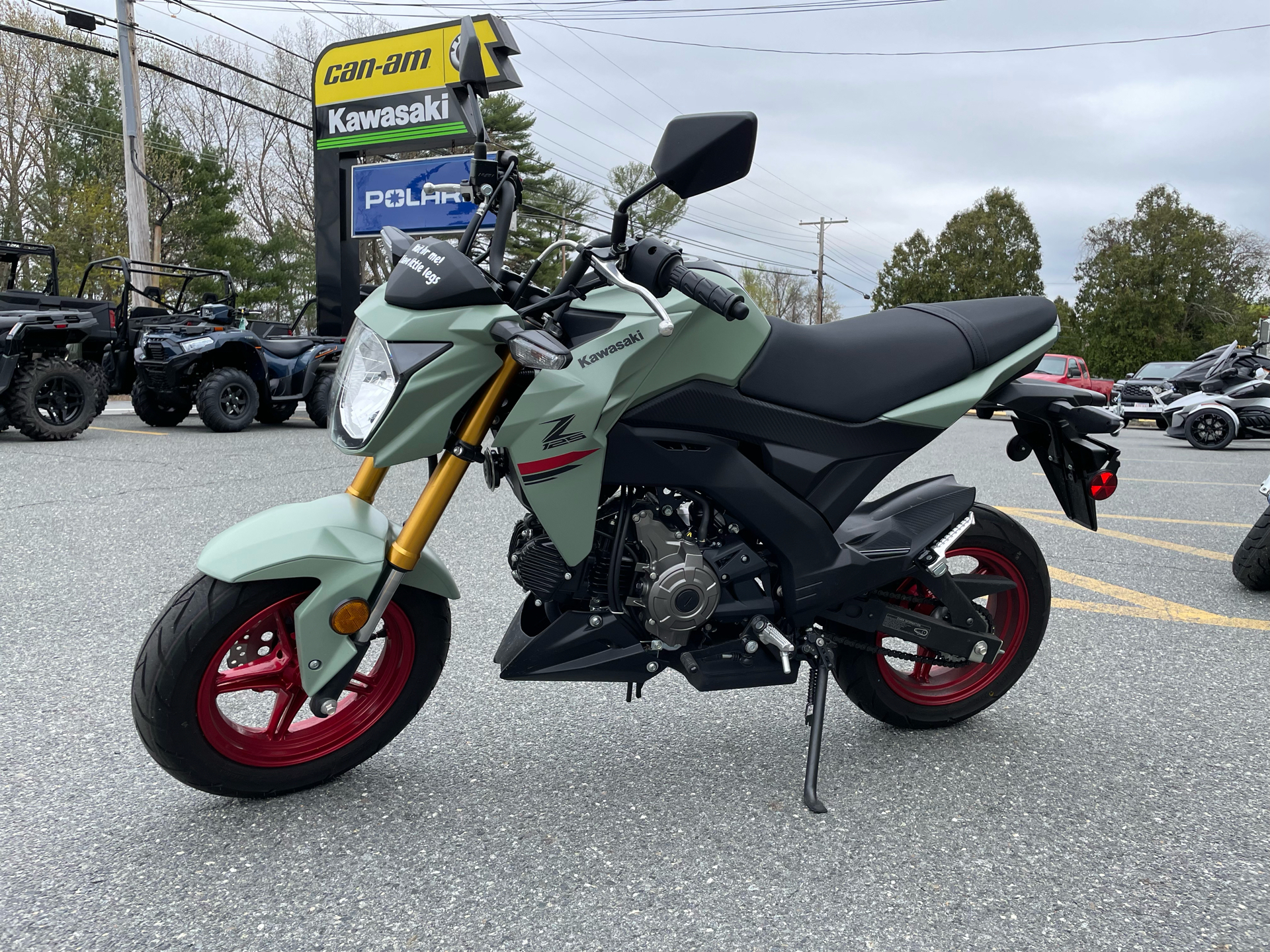 2023 Kawasaki Z125 Pro in North Chelmsford, Massachusetts - Photo 6