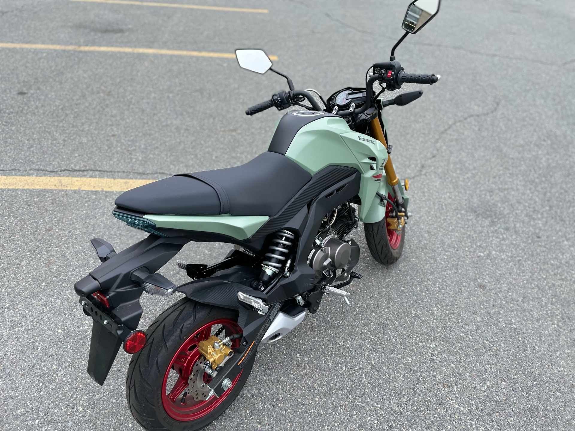 2023 Kawasaki Z125 Pro in North Chelmsford, Massachusetts - Photo 7