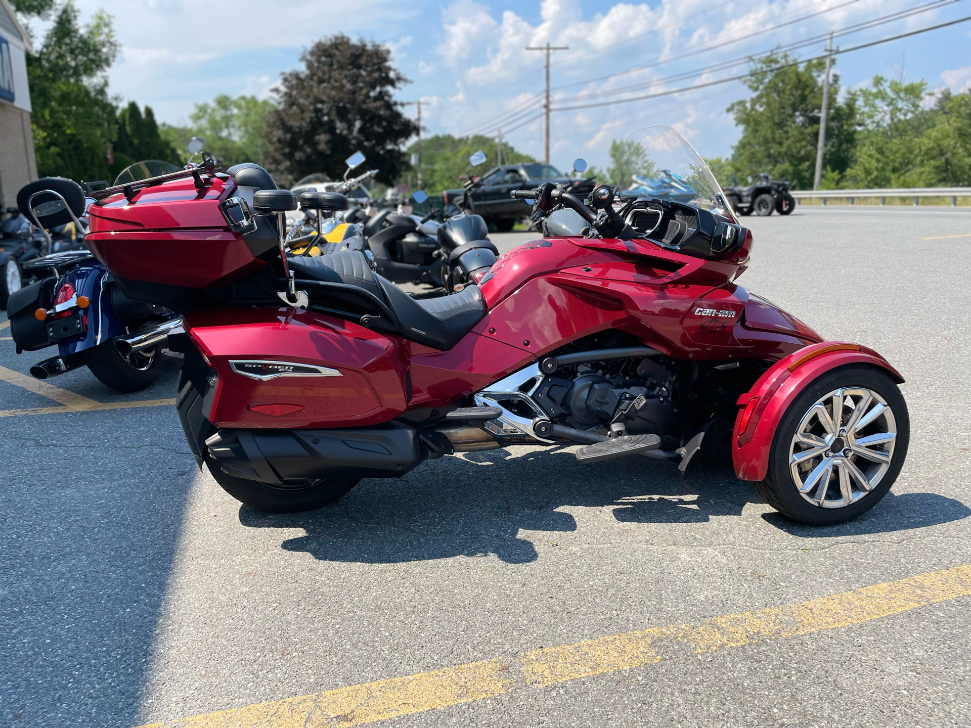 2018 Can-Am Spyder F3 Limited in North Chelmsford, Massachusetts - Photo 3