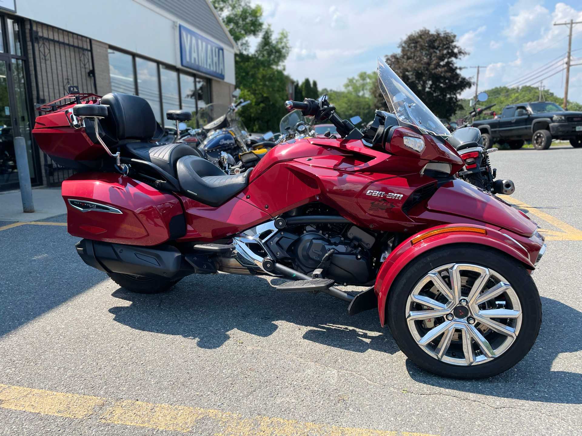 2018 Can-Am Spyder F3 Limited in North Chelmsford, Massachusetts - Photo 4