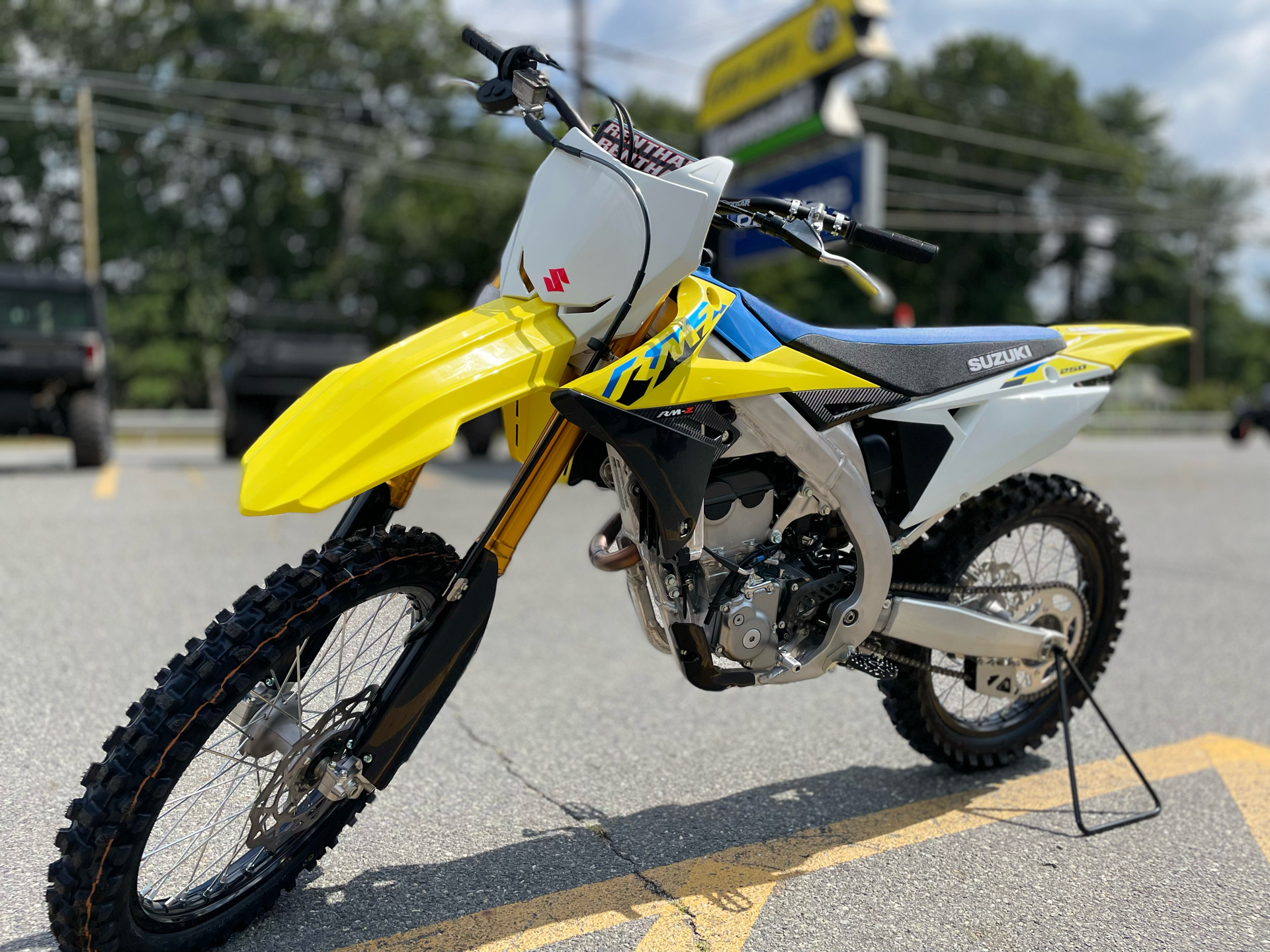 2025 Suzuki RM-Z250 in North Chelmsford, Massachusetts - Photo 2