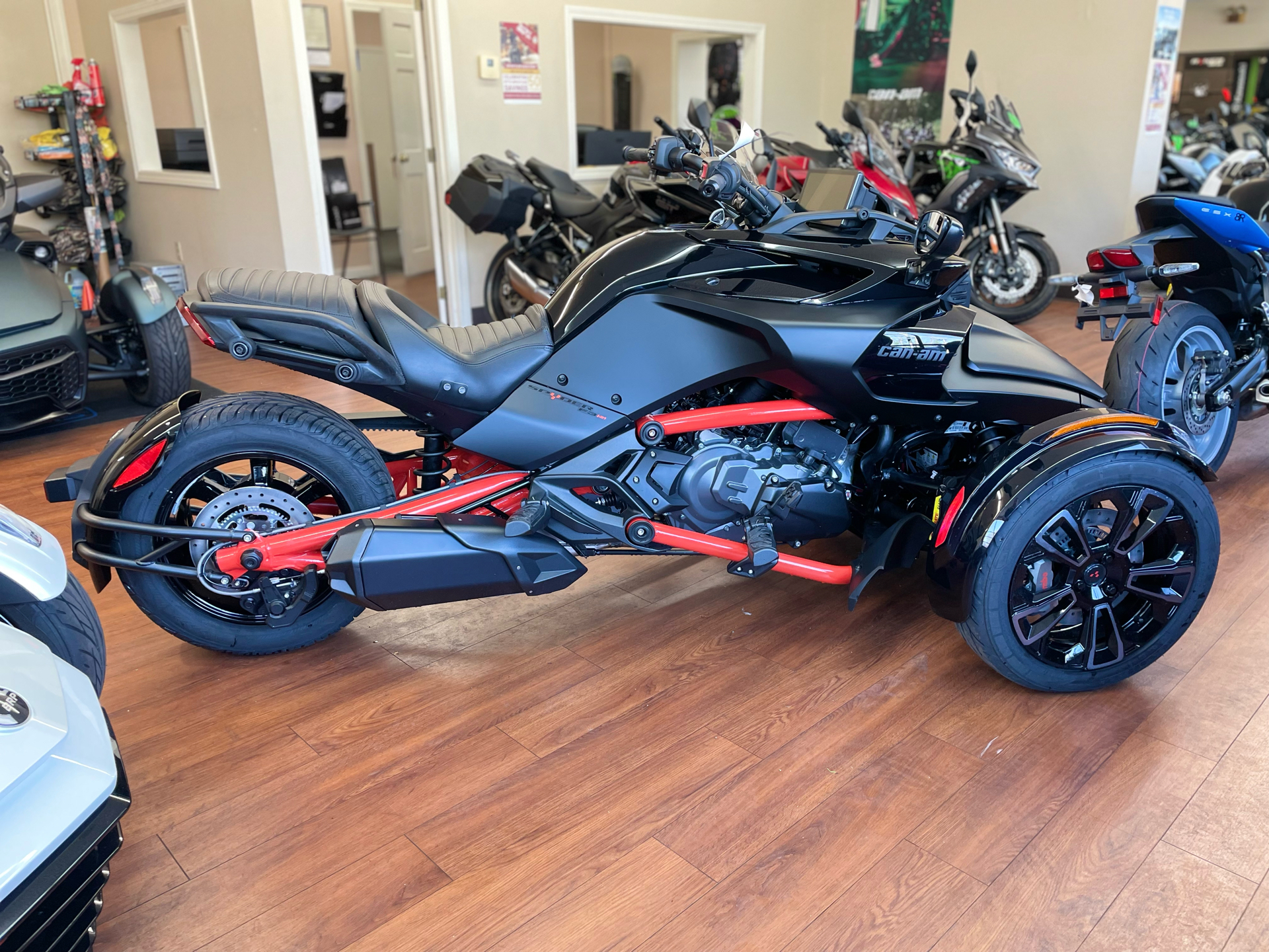 2024 Can-Am Spyder F3-S in North Chelmsford, Massachusetts - Photo 2