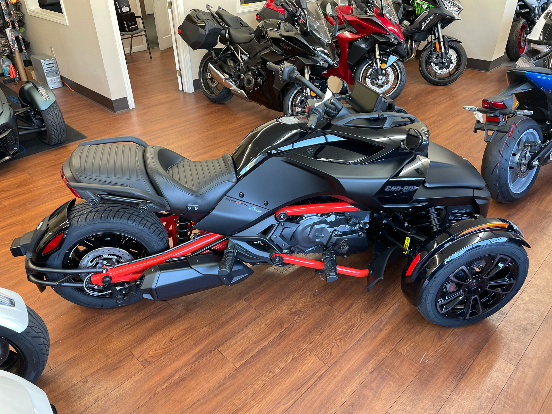 2024 Can-Am Spyder F3-S in North Chelmsford, Massachusetts - Photo 3