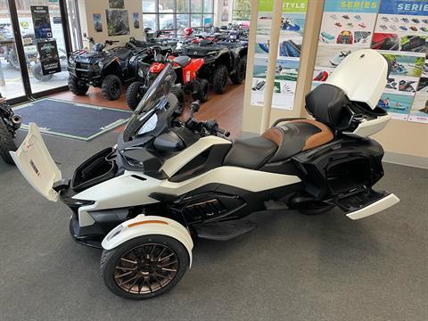 2024 Can-Am Spyder RT Sea-to-Sky in North Chelmsford, Massachusetts - Photo 16
