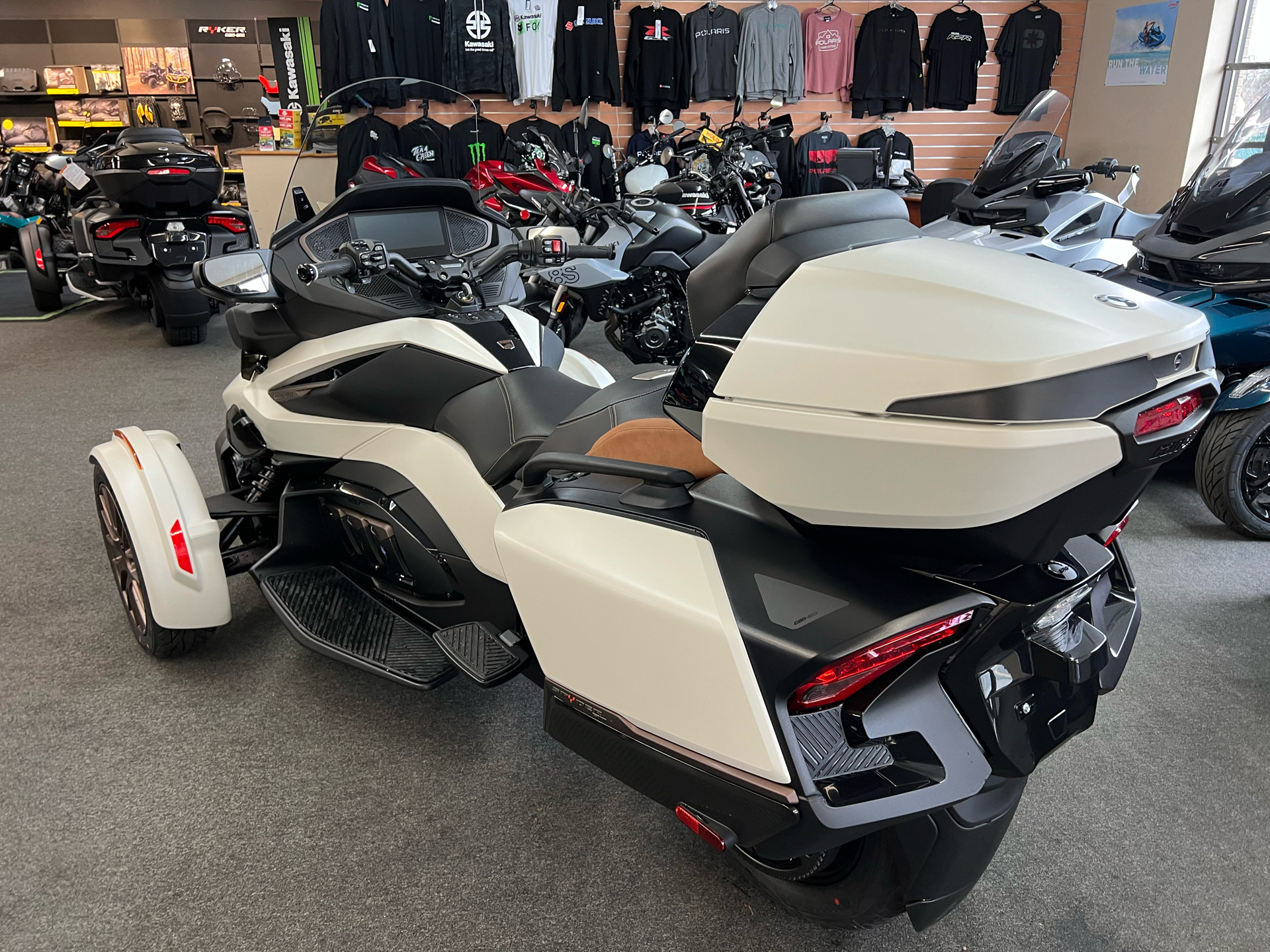 2024 Can-Am Spyder RT Sea-to-Sky in North Chelmsford, Massachusetts - Photo 5