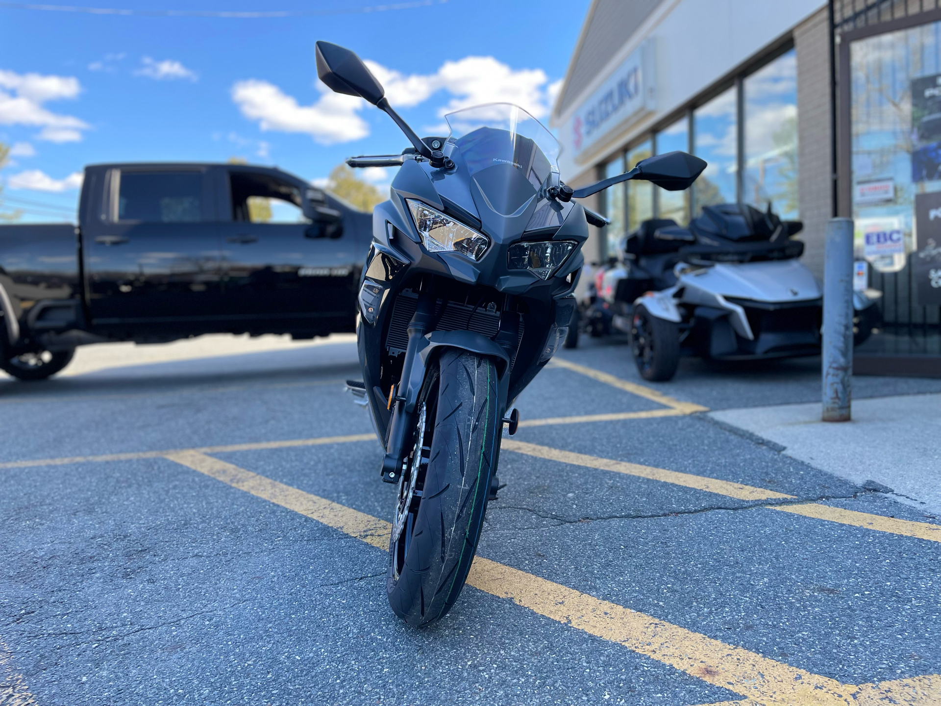 2024 Kawasaki Ninja 650 in North Chelmsford, Massachusetts - Photo 12