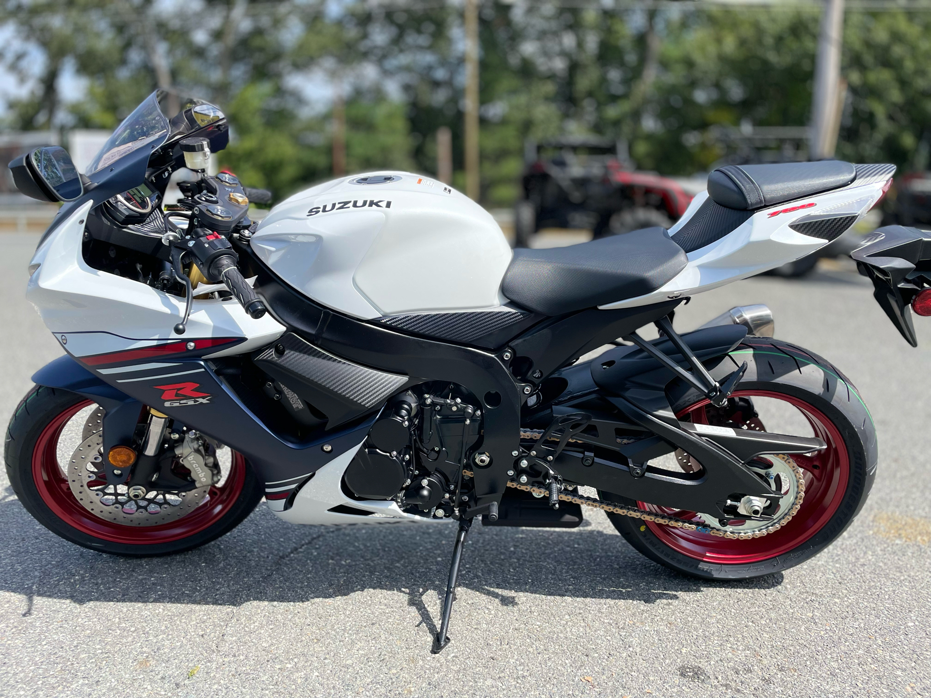 2025 Suzuki GSX-R750 in North Chelmsford, Massachusetts - Photo 2