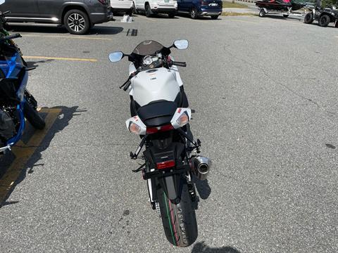 2025 Suzuki GSX-R750 in North Chelmsford, Massachusetts - Photo 10