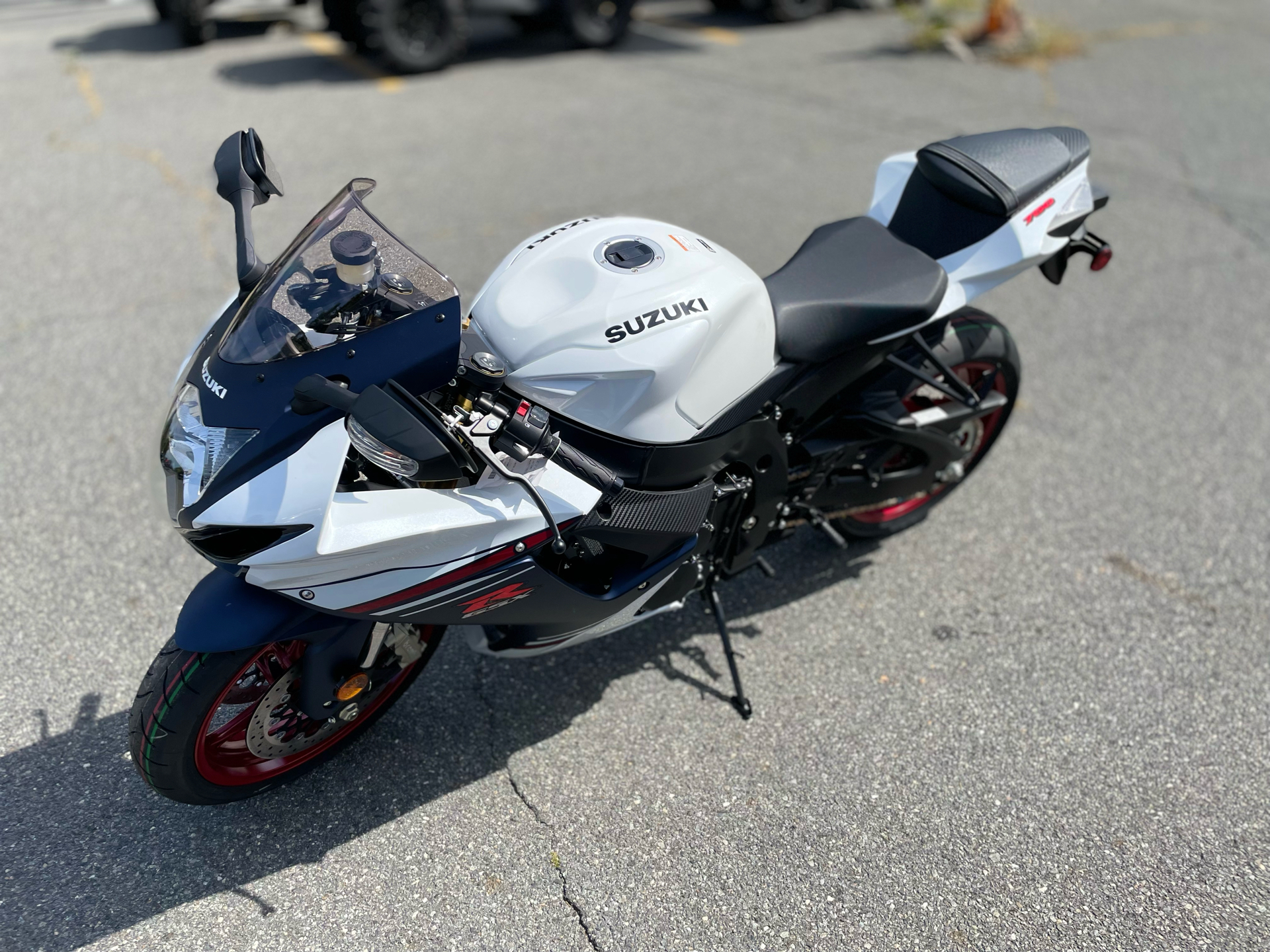 2025 Suzuki GSX-R750 in North Chelmsford, Massachusetts - Photo 12