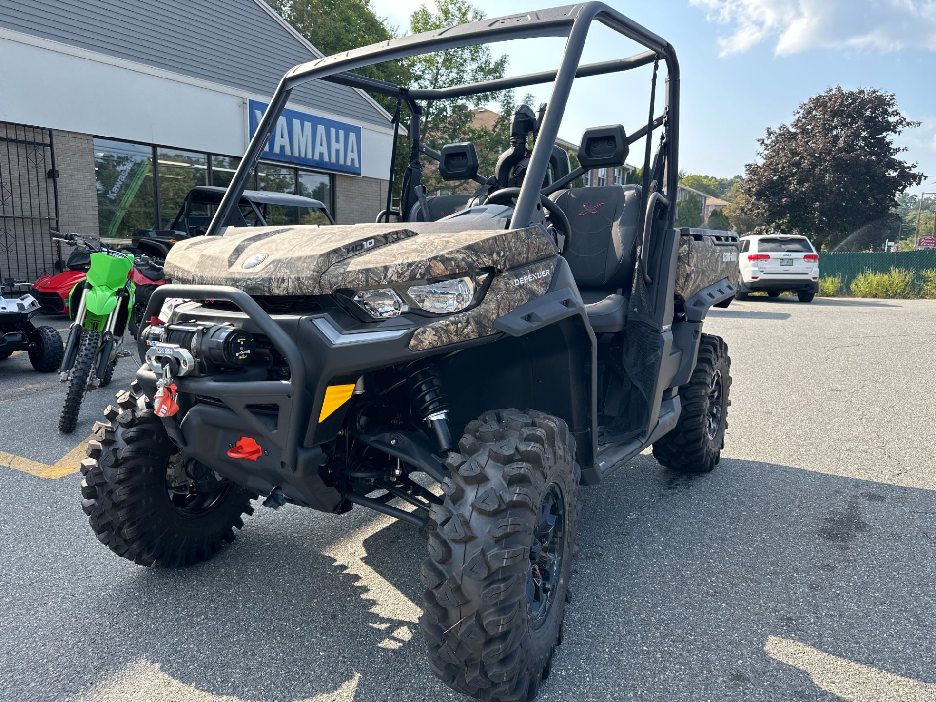 2023 Can-Am Defender X MR HD10 in North Chelmsford, Massachusetts - Photo 2
