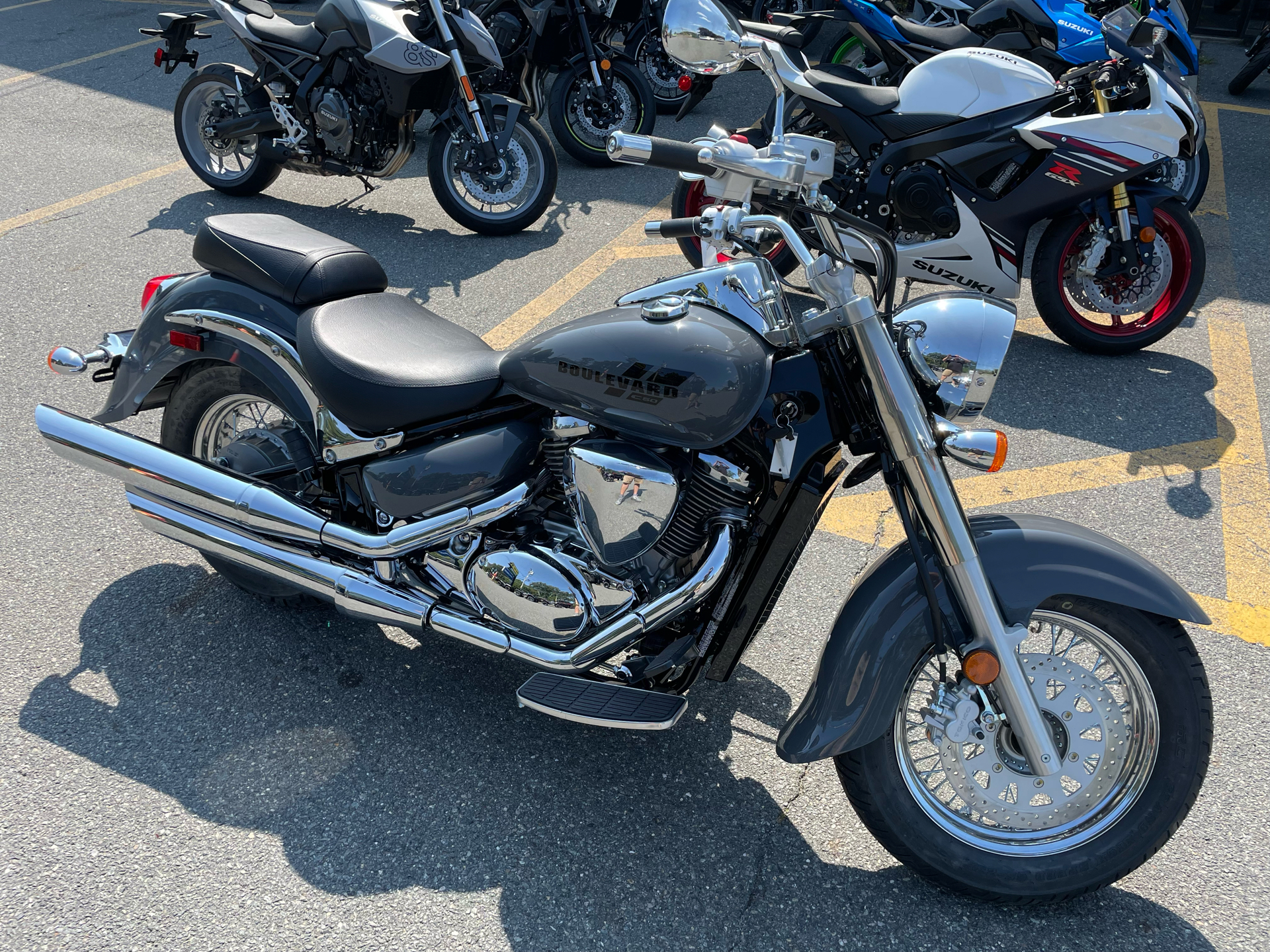 2025 Suzuki Boulevard C50 in North Chelmsford, Massachusetts - Photo 9