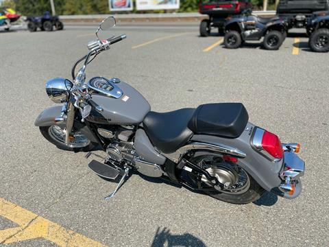 2025 Suzuki Boulevard C50 in North Chelmsford, Massachusetts - Photo 12