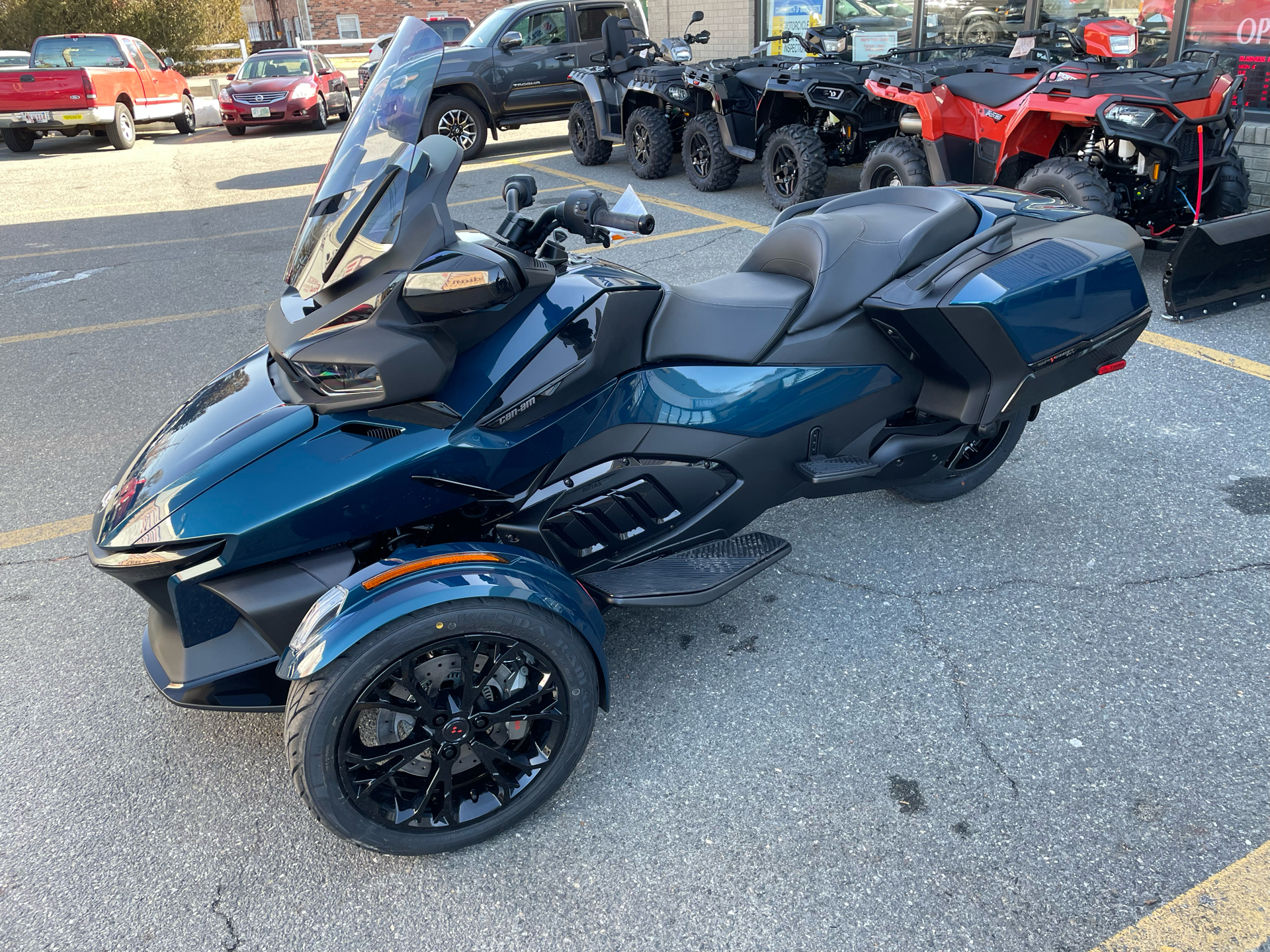 2024 Can-Am Spyder RT in North Chelmsford, Massachusetts - Photo 16