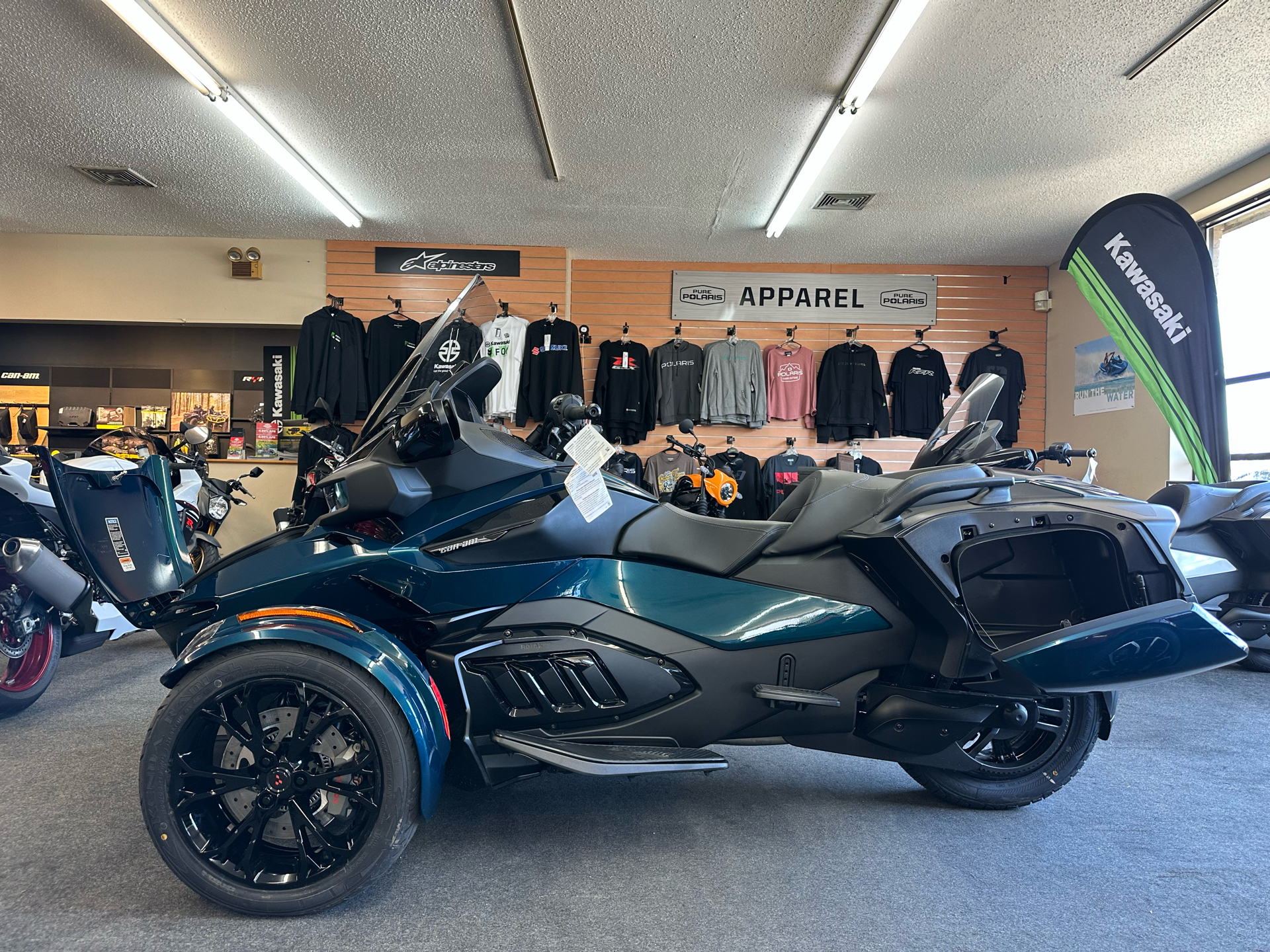 2024 Can-Am Spyder RT in North Chelmsford, Massachusetts - Photo 4