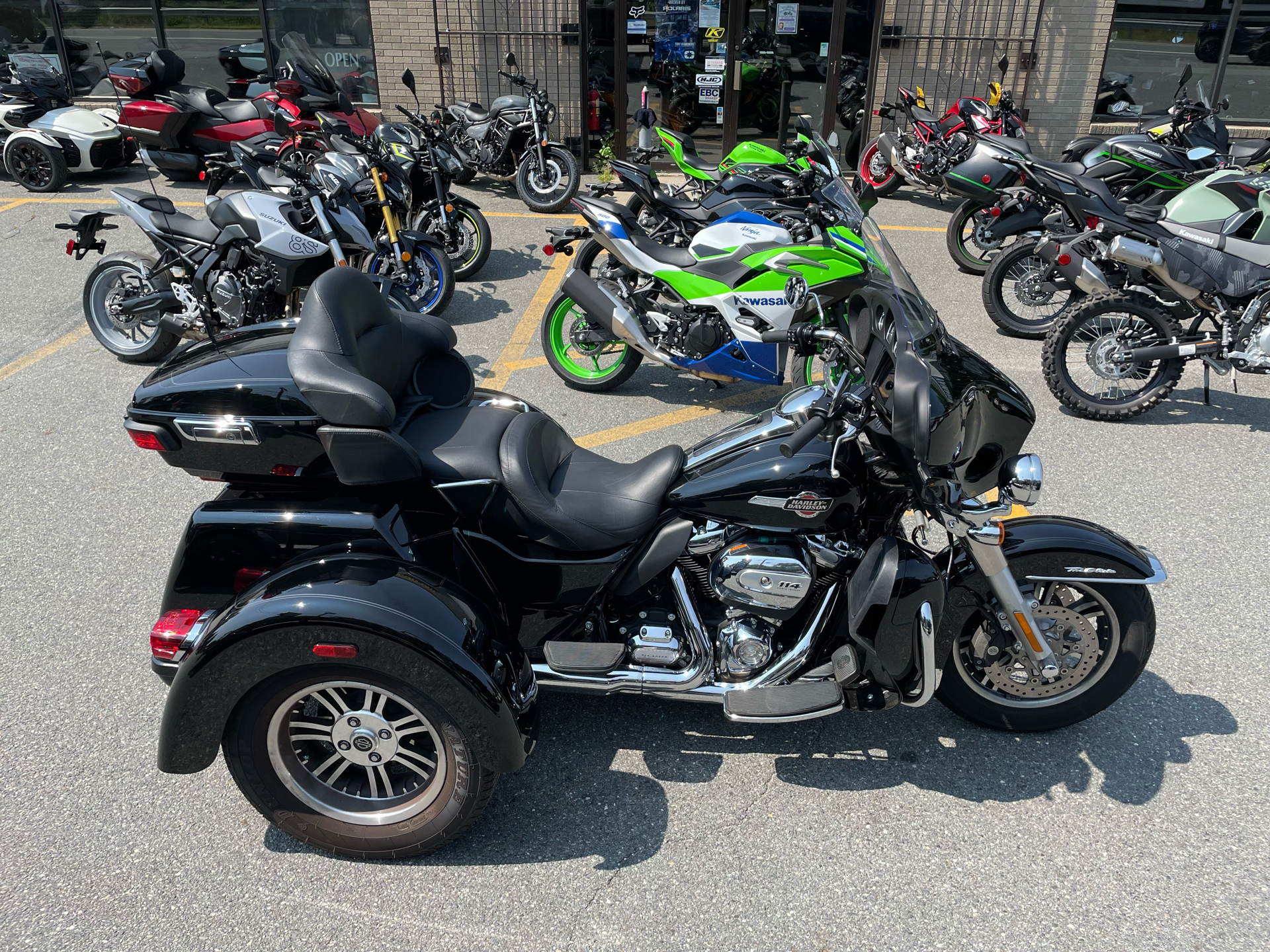 2023 Harley-Davidson Tri Glide® Ultra in North Chelmsford, Massachusetts - Photo 15