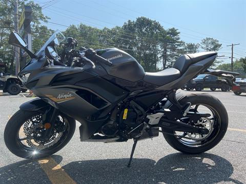 2023 Kawasaki Ninja 650 in North Chelmsford, Massachusetts - Photo 2