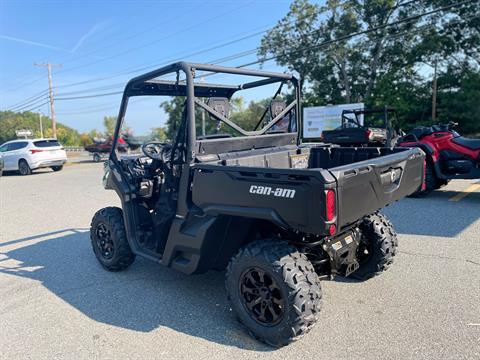 2025 Can-Am Defender DPS HD7 in North Chelmsford, Massachusetts - Photo 9