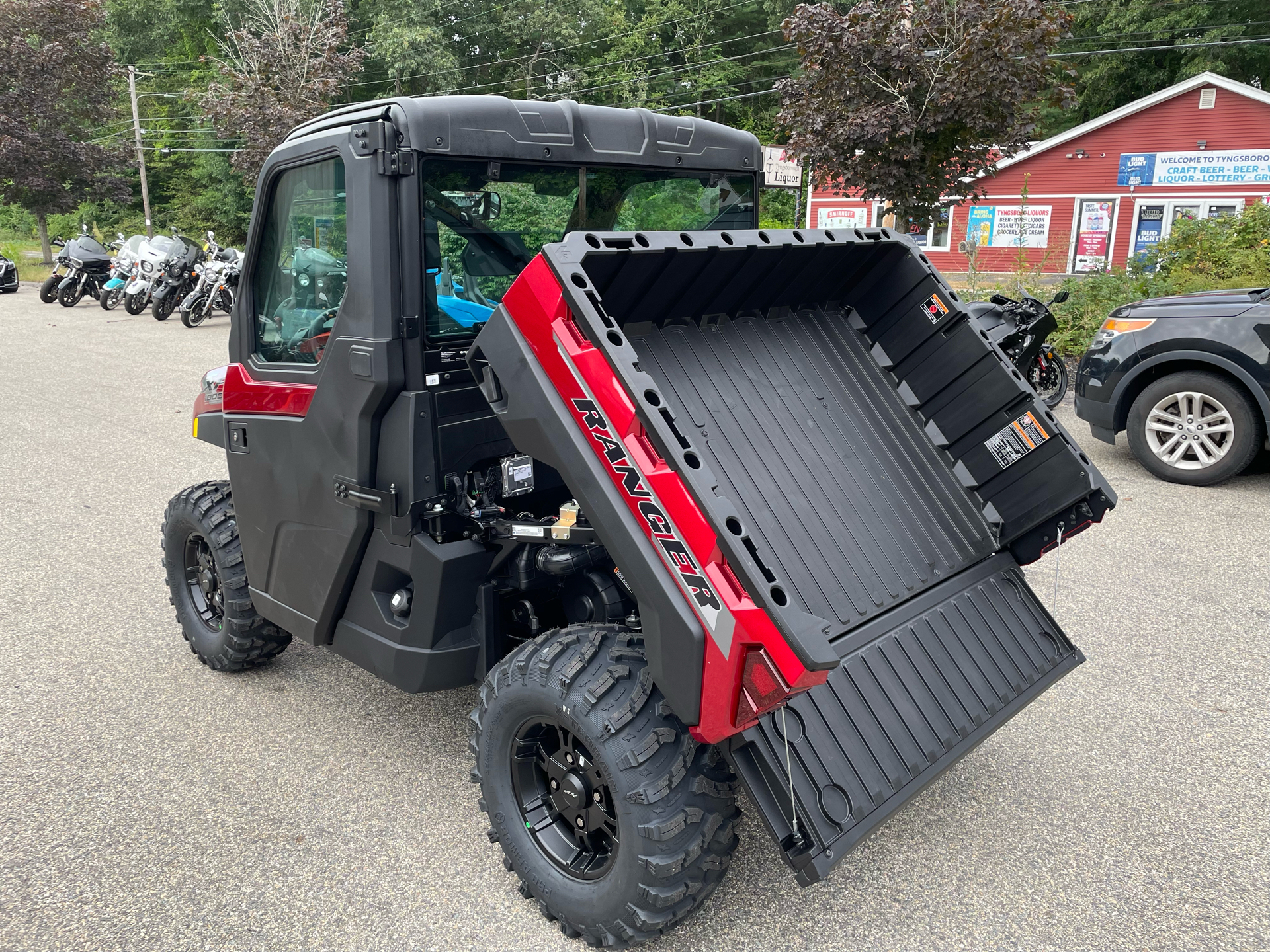 2025 Polaris Ranger XP 1000 NorthStar Edition Premium With Fixed Windshield in North Chelmsford, Massachusetts - Photo 14