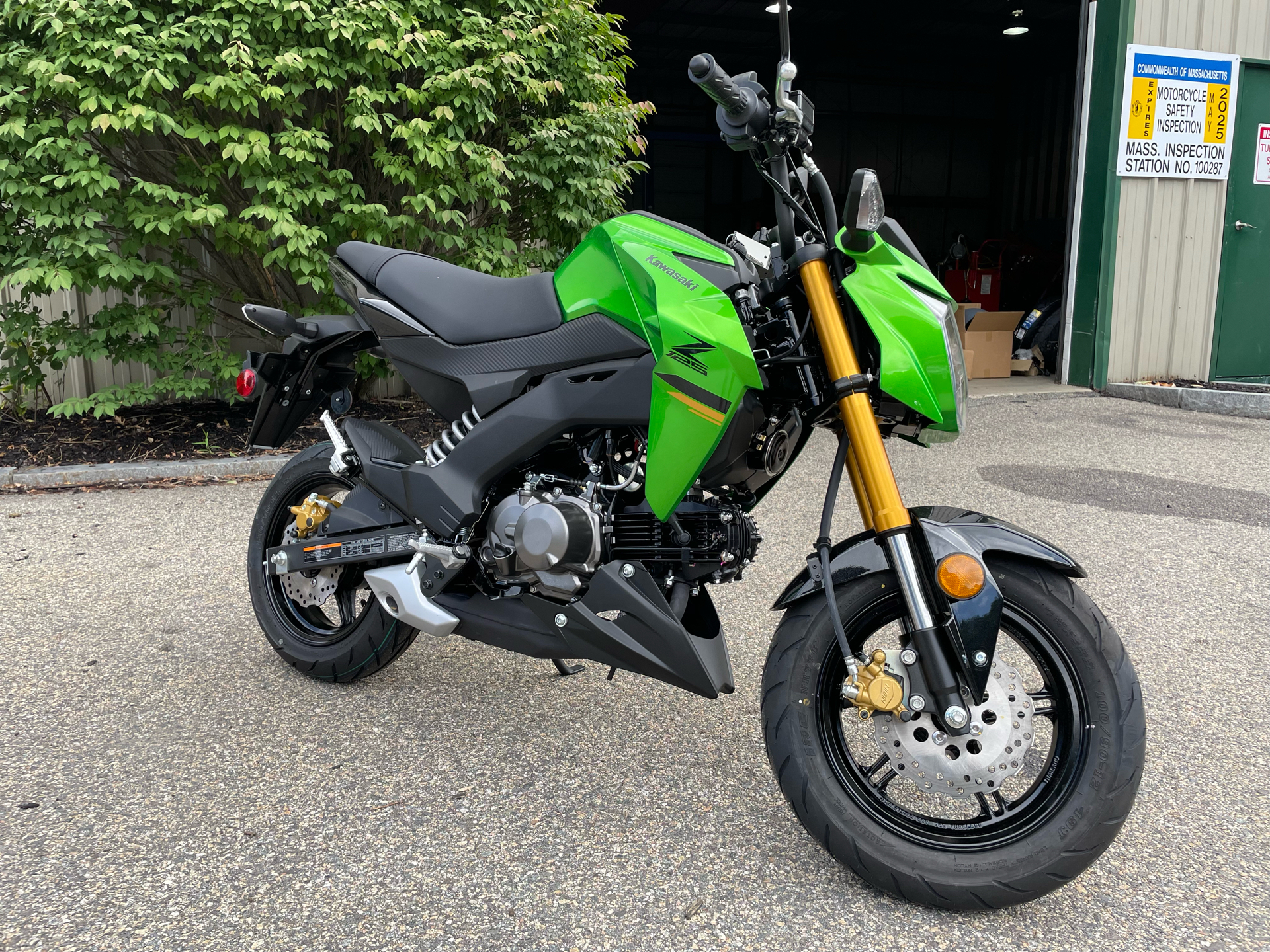 2024 Kawasaki Z125 Pro in North Chelmsford, Massachusetts - Photo 1