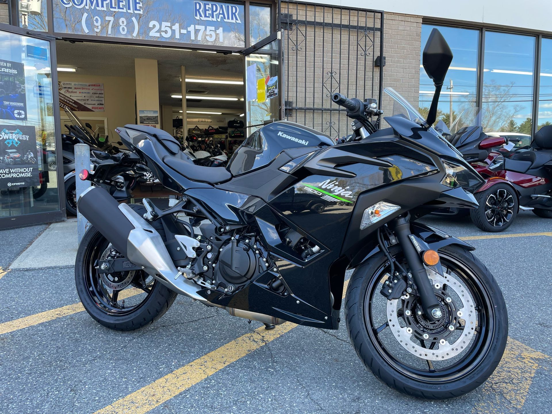 2024 Kawasaki Ninja 500 ABS in North Chelmsford, Massachusetts - Photo 12