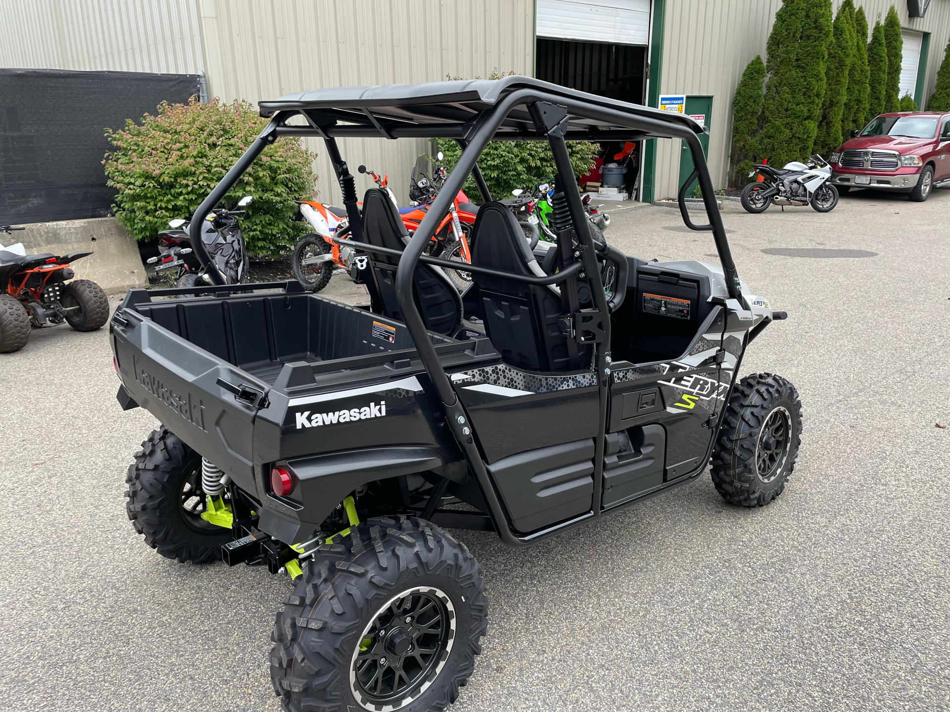 2025 Kawasaki Teryx S LE in North Chelmsford, Massachusetts - Photo 13