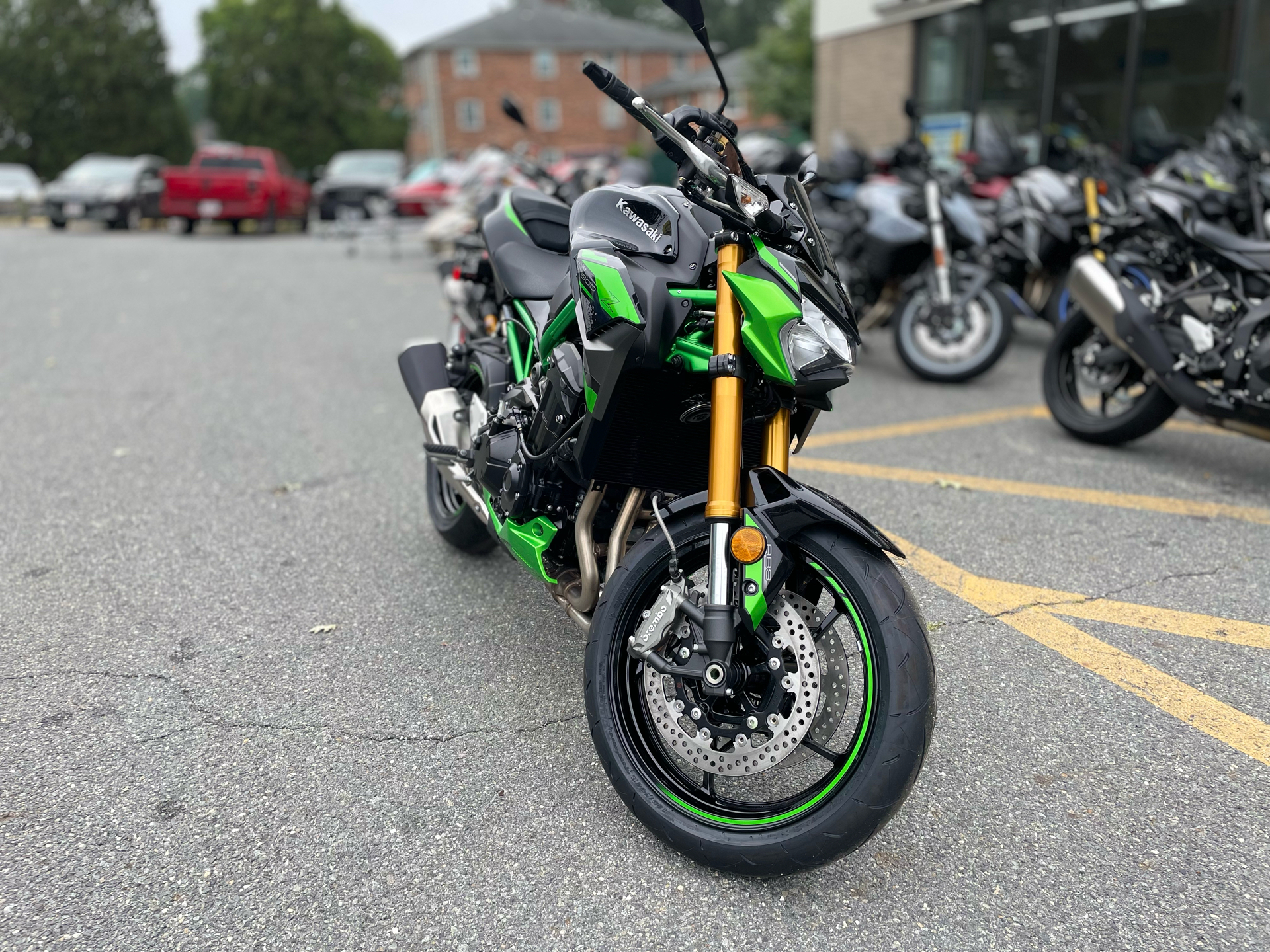 2024 Kawasaki Z900 SE ABS in North Chelmsford, Massachusetts - Photo 3