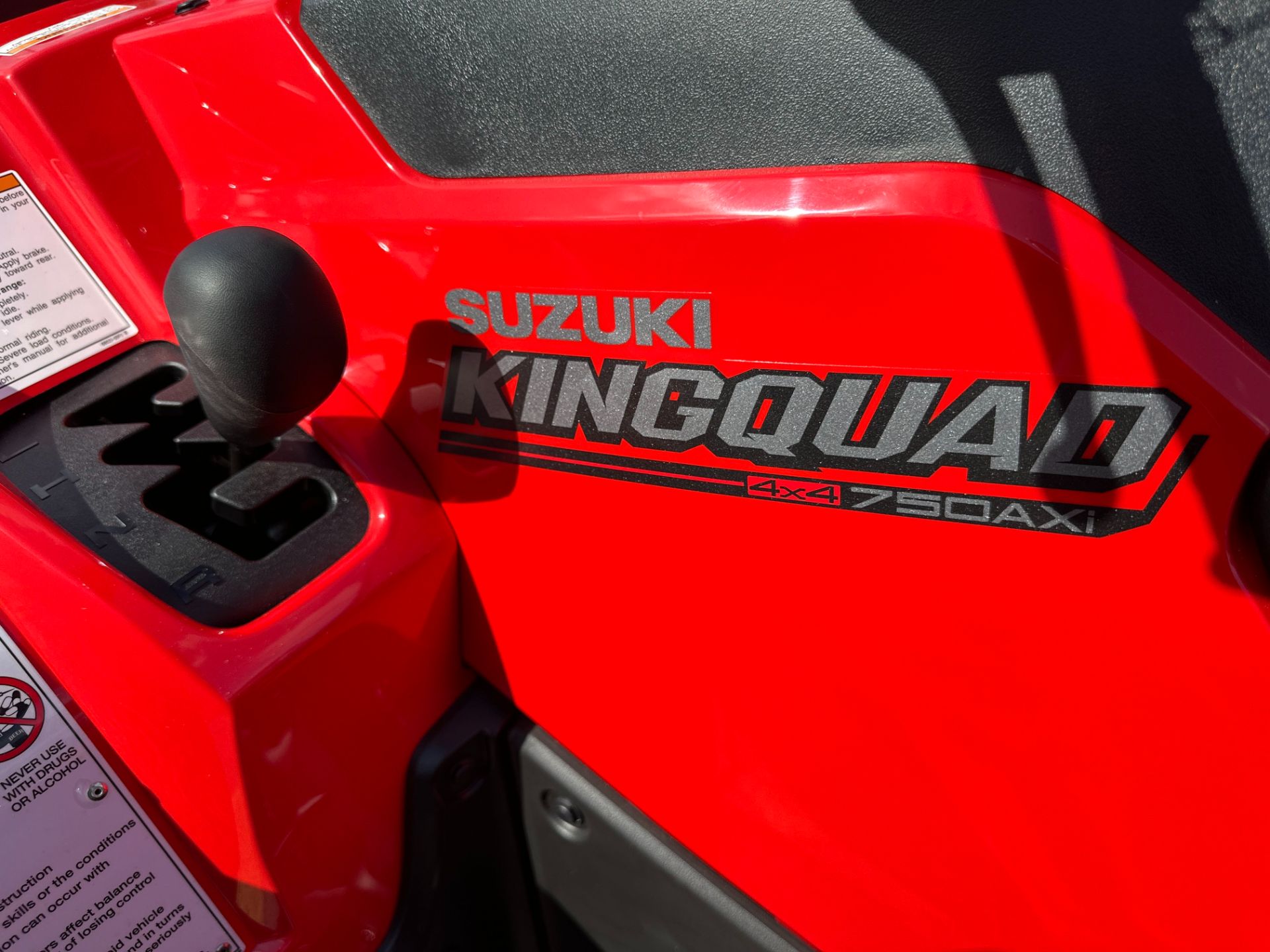 2023 Suzuki KingQuad 750AXi Power Steering in North Chelmsford, Massachusetts - Photo 9