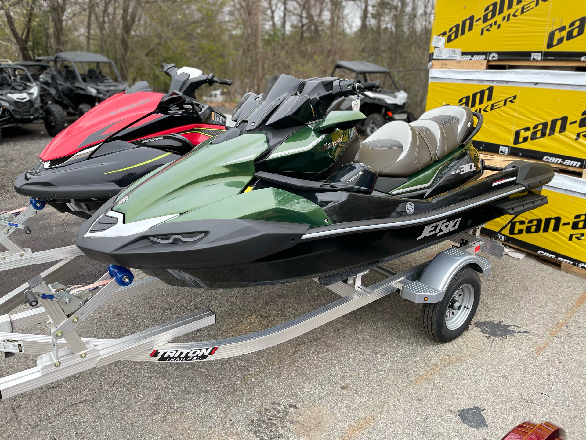 2024 Kawasaki Jet Ski Ultra 310LX in North Chelmsford, Massachusetts - Photo 2