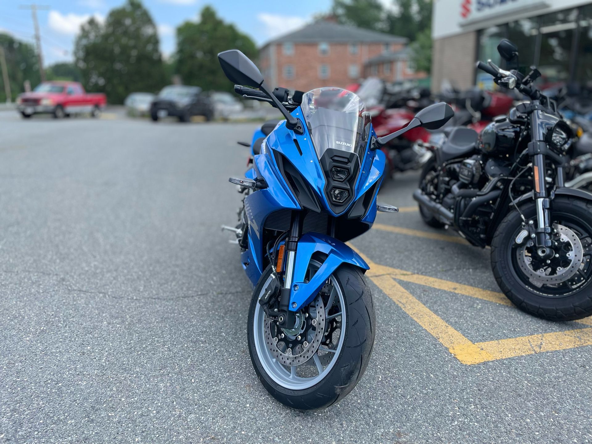 2024 Suzuki GSX-8R in North Chelmsford, Massachusetts - Photo 4