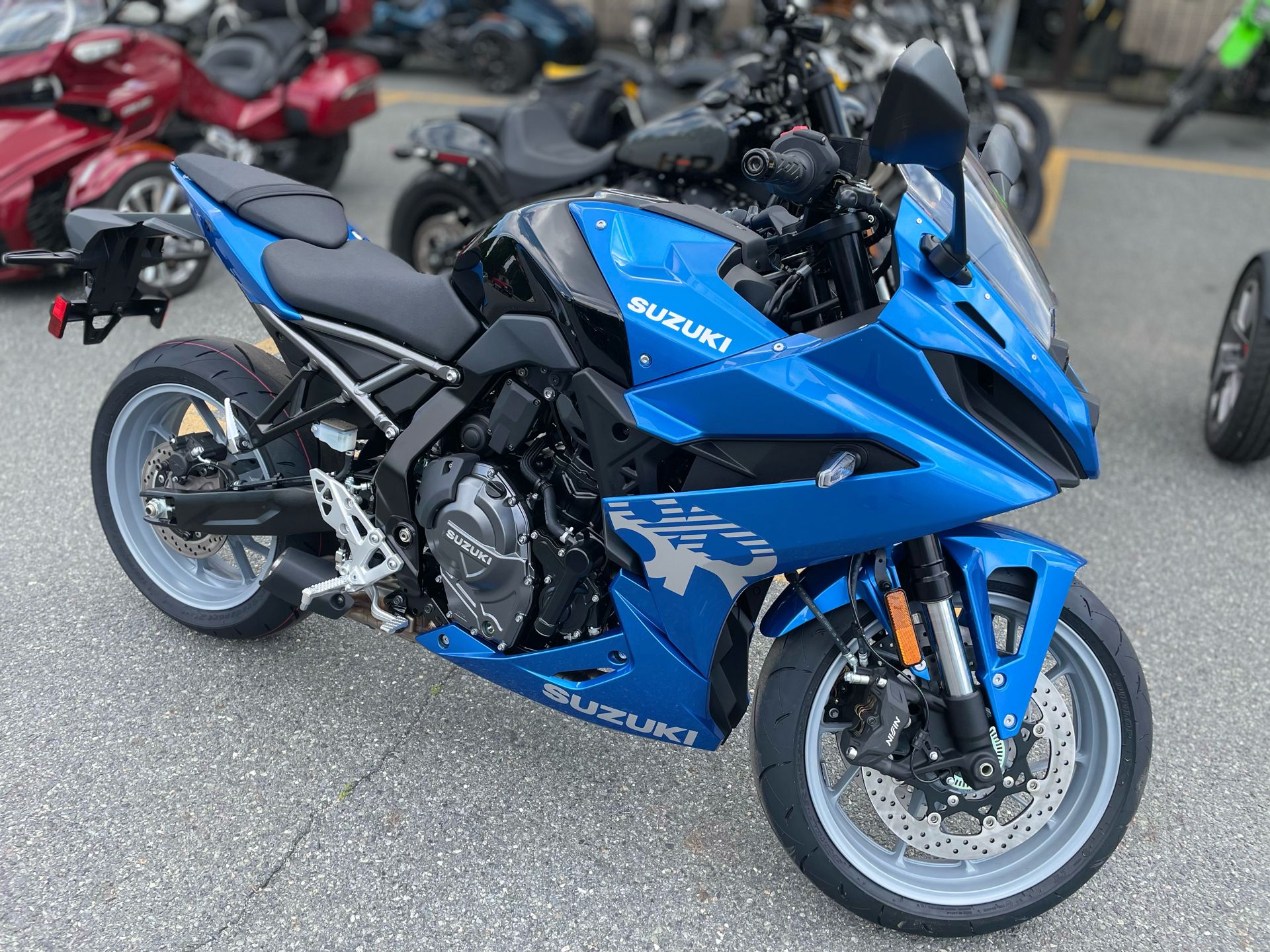 2024 Suzuki GSX-8R in North Chelmsford, Massachusetts - Photo 6