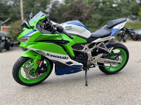 2024 Kawasaki Ninja ZX-4RR 40th Anniversary Edition ABS in North Chelmsford, Massachusetts - Photo 5