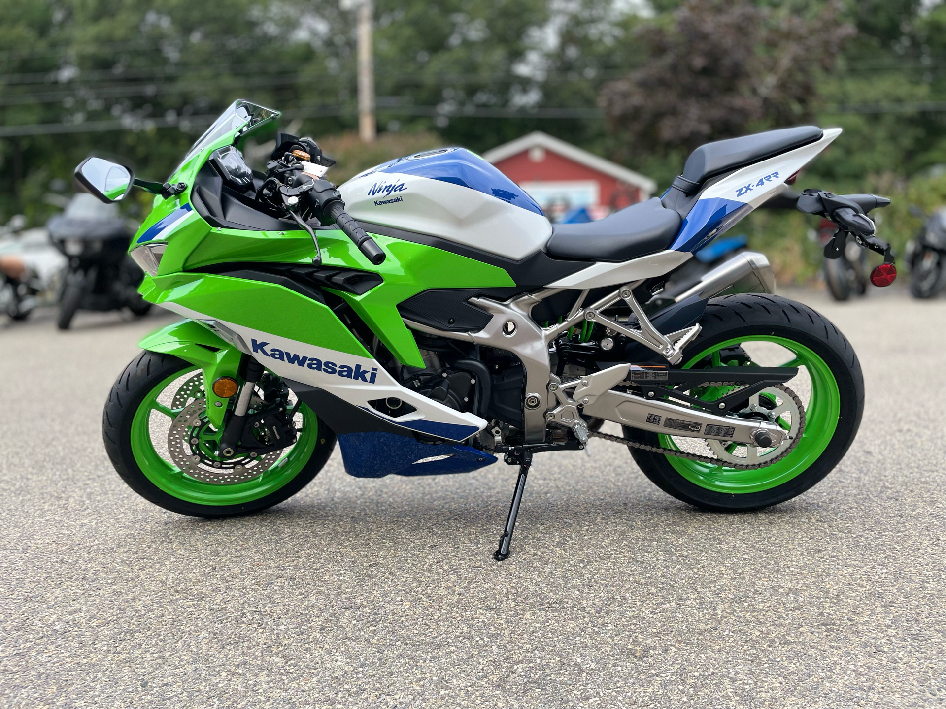 2024 Kawasaki Ninja ZX-4RR 40th Anniversary Edition ABS in North Chelmsford, Massachusetts - Photo 6