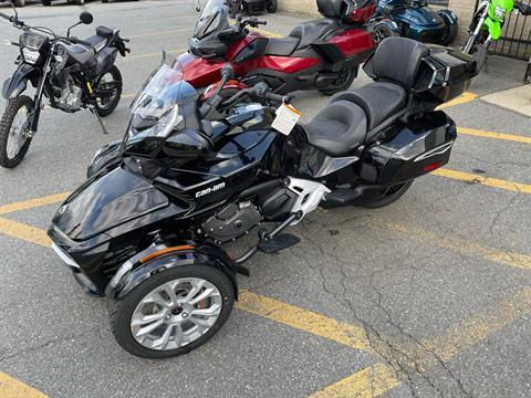 2024 Can-Am Spyder F3 Limited in North Chelmsford, Massachusetts - Photo 6