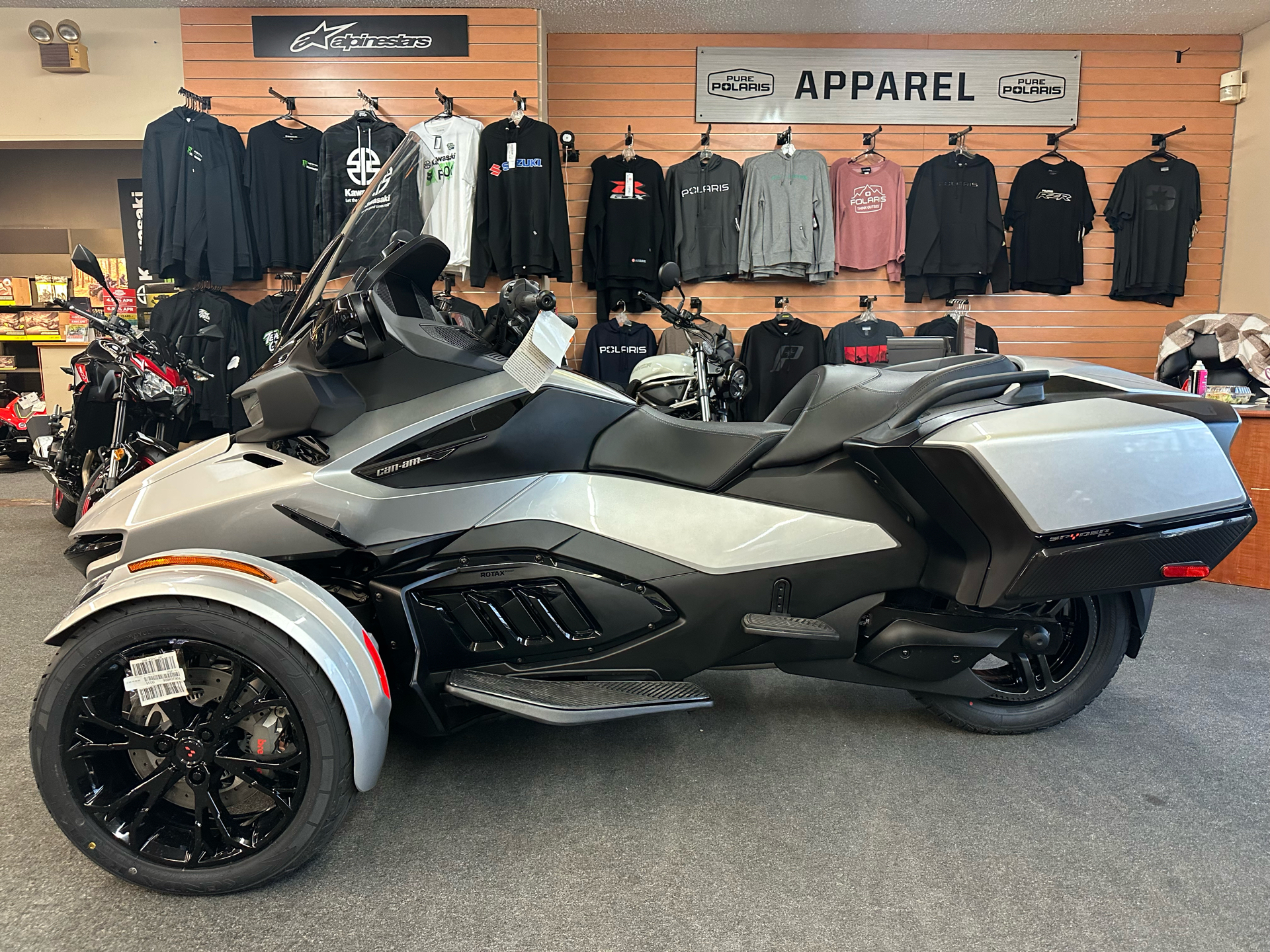 2024 Can-Am Spyder RT in North Chelmsford, Massachusetts - Photo 1